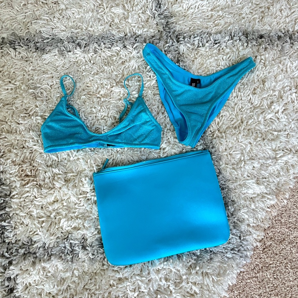 Triangl set blue maia
